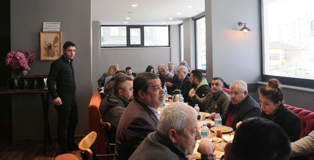 Chp Aksaray Yeni İl Yönetimi Basın mensupları ile kahvaltıda buluştu